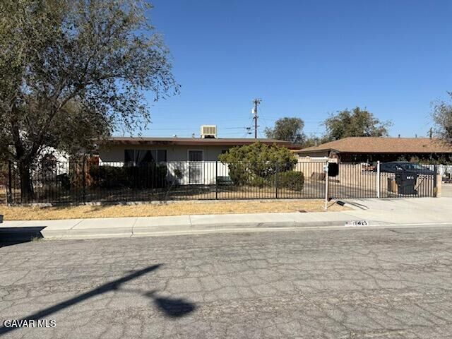 Property Photo:  16025 P Street  CA 93501 