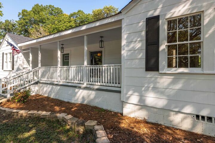Property Photo: 1800 16th Place AL 36867