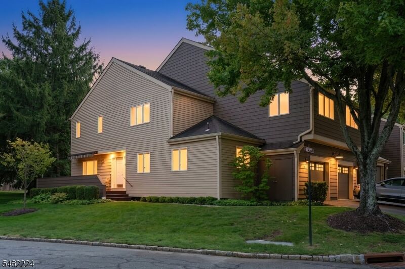 Property Photo:  2 Avery Ct  NJ 07940 