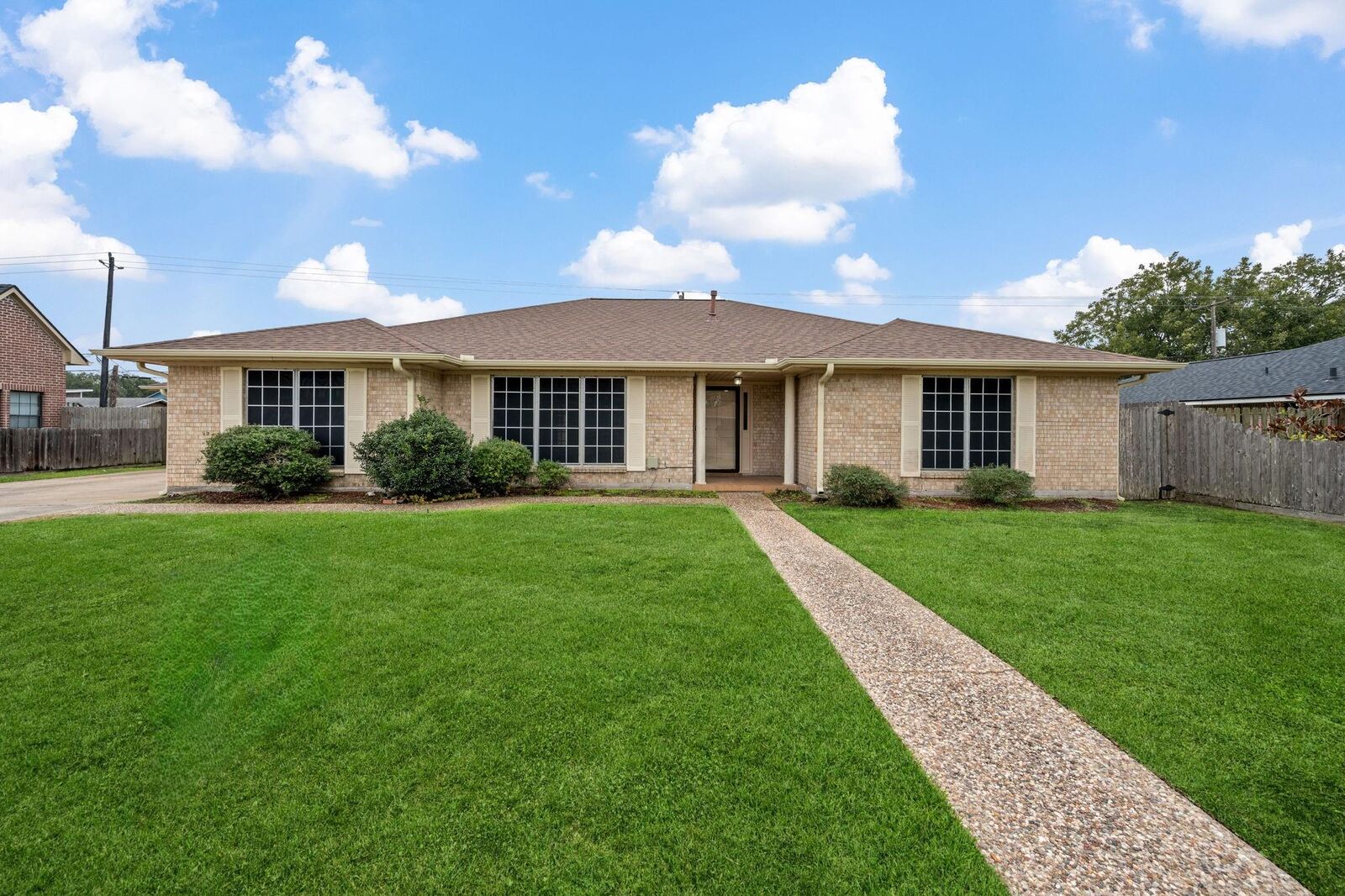 Property Photo: 8022 Bayside Boulevard TX 77523