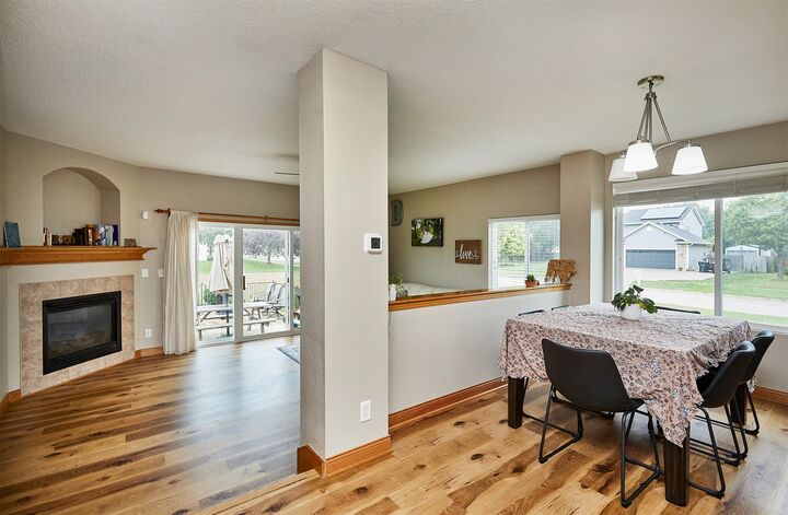 Property Photo: 520 SE Murphy Drive IA 50263