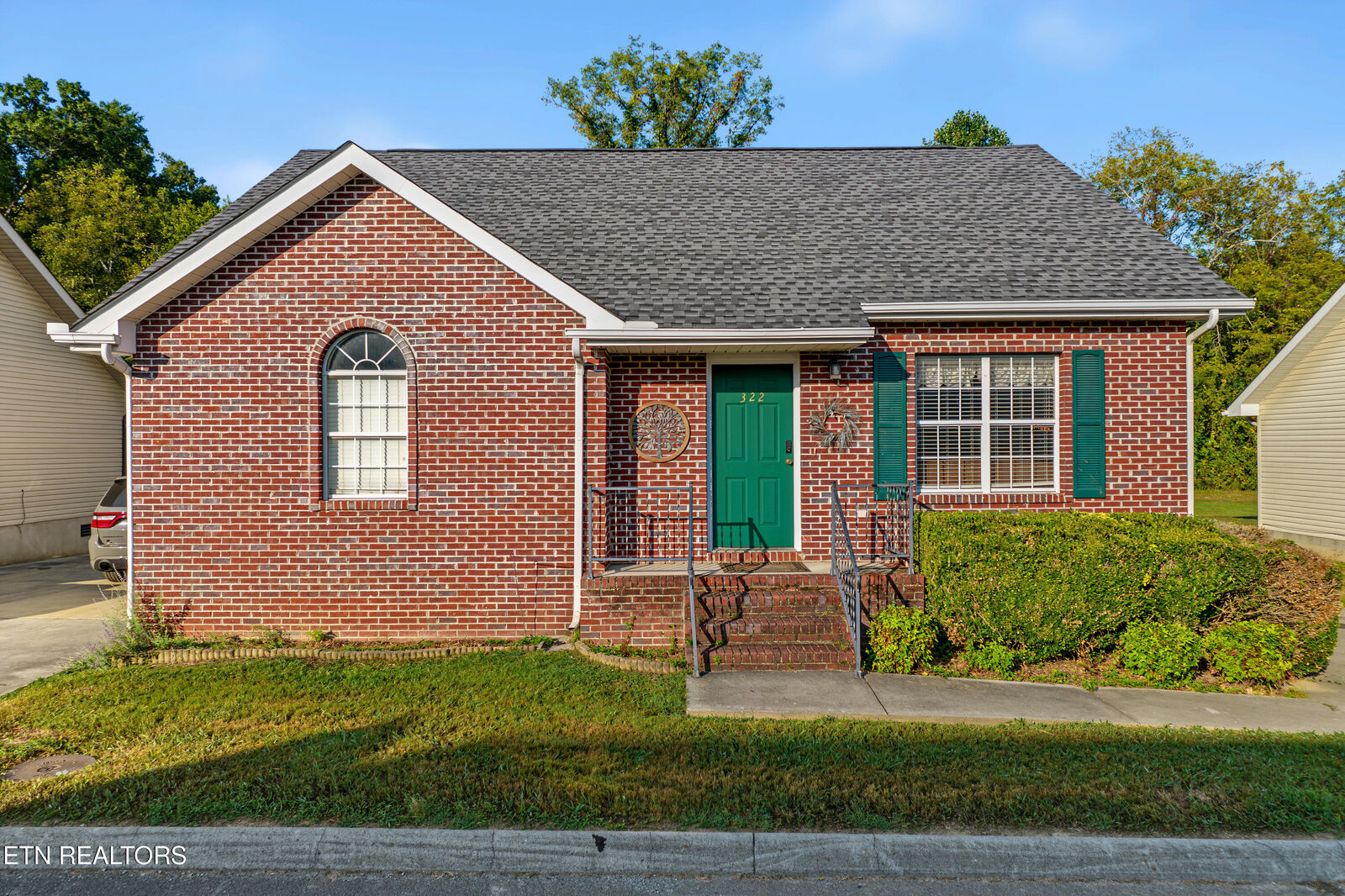 Property Photo: 322 Creekwalk Blvd TN 37863