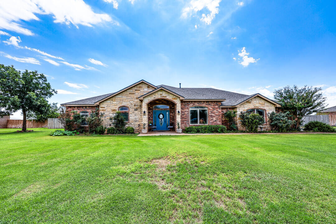 Property Photo:  1803 County Road 7570  TX 79423 