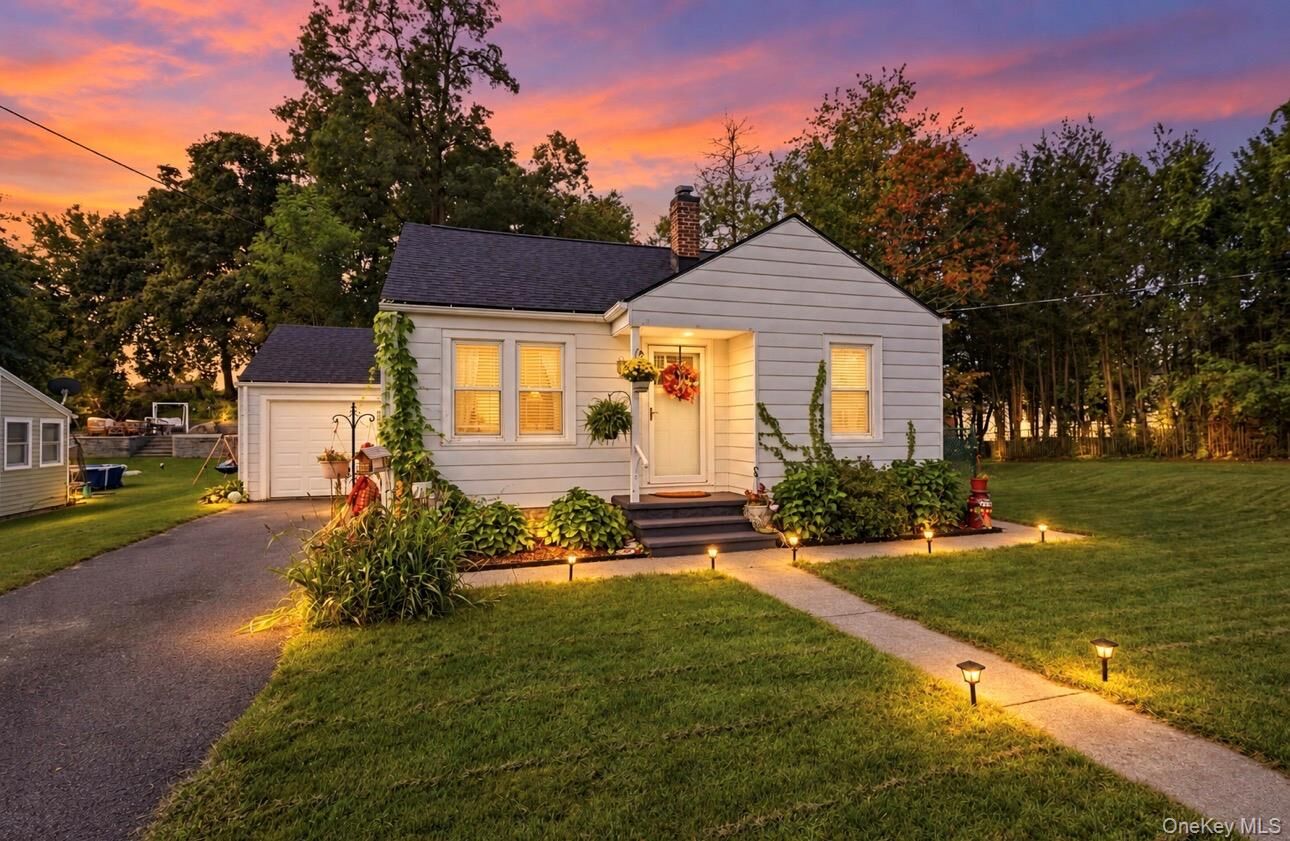 Property Photo:  25 Hayes Street  NY 12401 