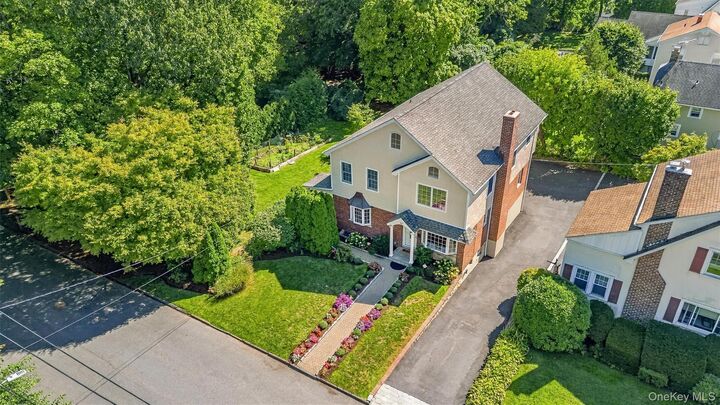 Property Photo:  87 Bolton Avenue  NY 10605 