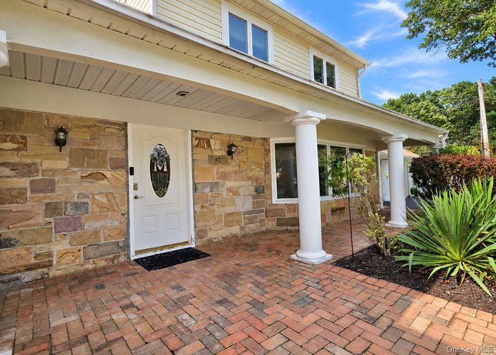 Property Photo: 14 Seabrook Lane NY 11790