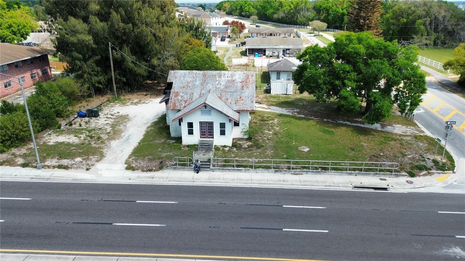 Property Photo:  980 S Lake Shore Way  FL 33850 