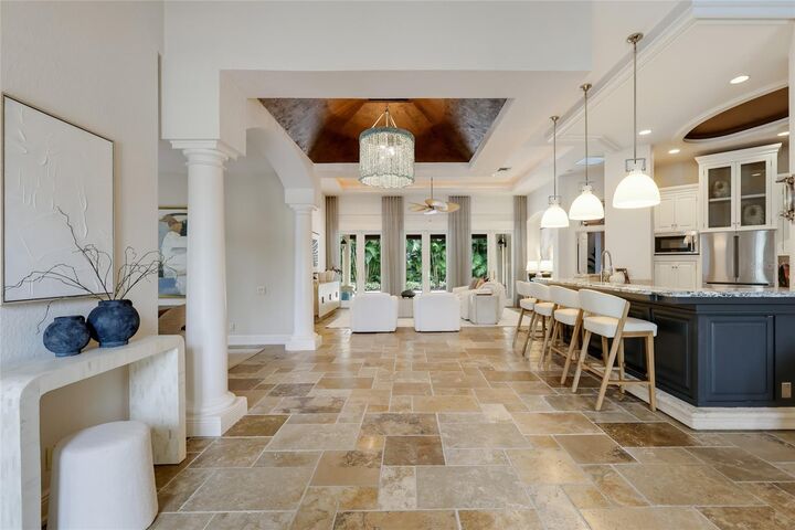 Property Photo: 4946 Brywill Circle FL 34234