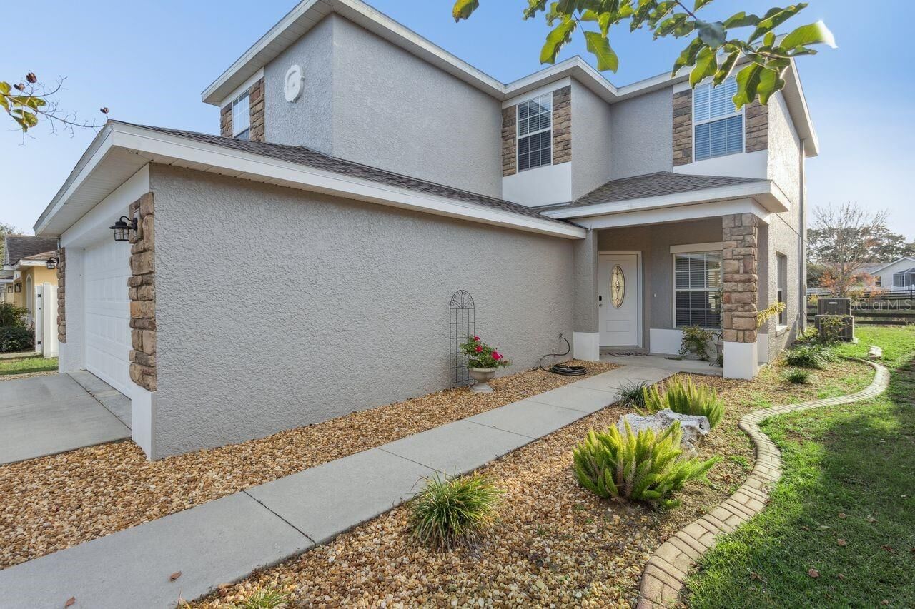 Property Photo: 5107 NE 122nd Boulevard FL 34484