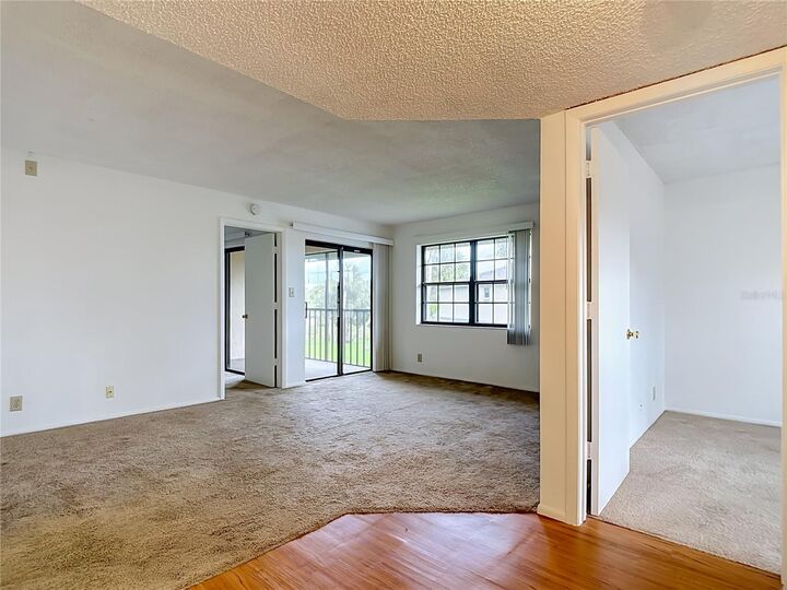 Property Photo:  19505 Quesada Avenue Ee204  FL 33948 