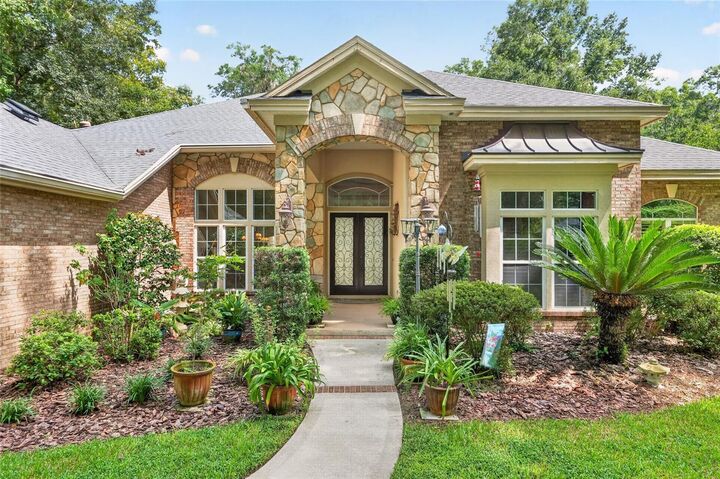 Property Photo:  6505 NW 81st Boulevard  FL 32653 