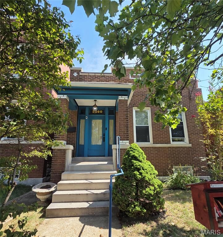 Property Photo:  3560 S Spring Avenue  MO 63116 
