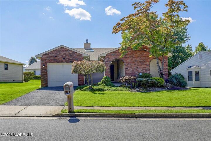 Property Photo:  36 Lakeview Drive  NJ 07746 