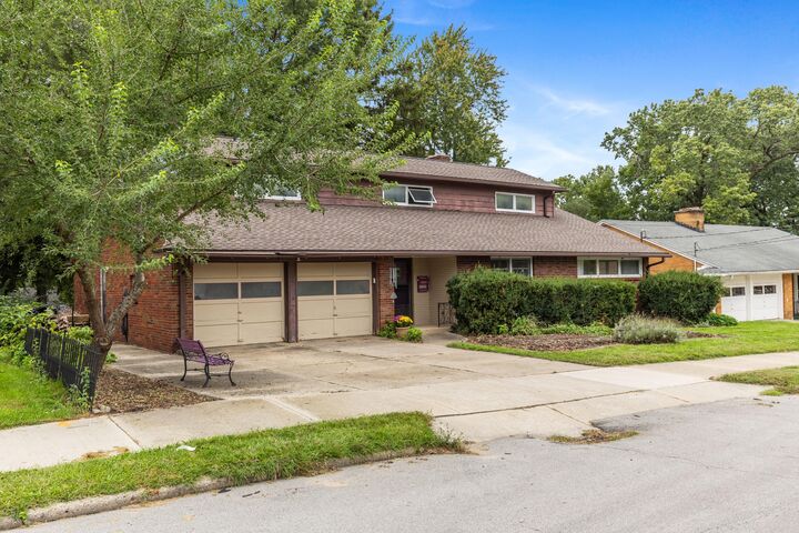 Property Photo: 1501 Rossman Avenue SE MI 49507