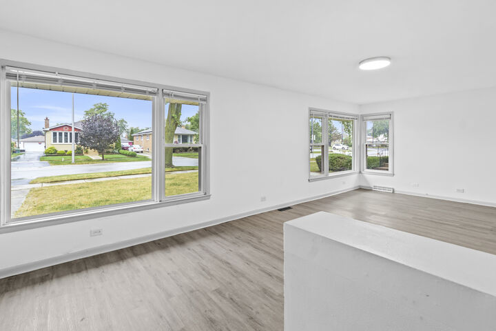 Property Photo:  7915 Massasoit Avenue  IL 60459 