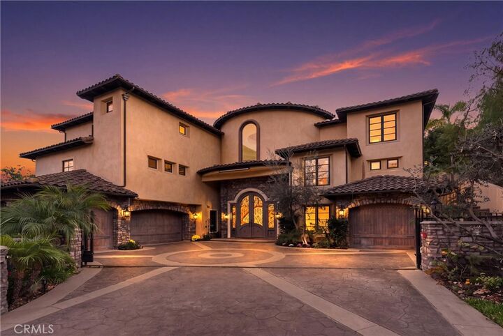 Property Photo:  31232 Via Colinas  CA 92679 