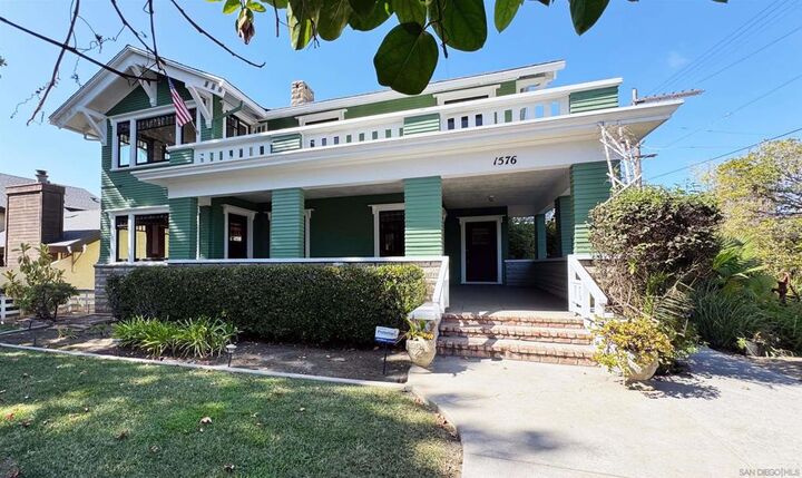 Property Photo:  1576 78 Diamond Street  CA 92109 