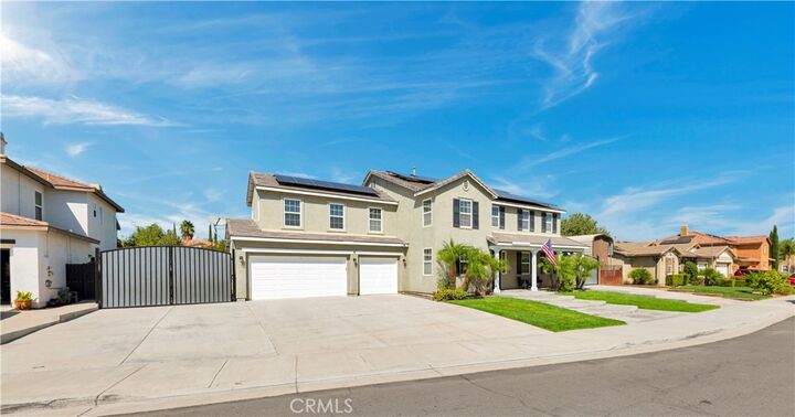 Property Photo:  30158 Beeswing  CA 92584 