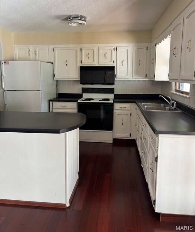 Property Photo: 1953 Carolina Lane MO 63701