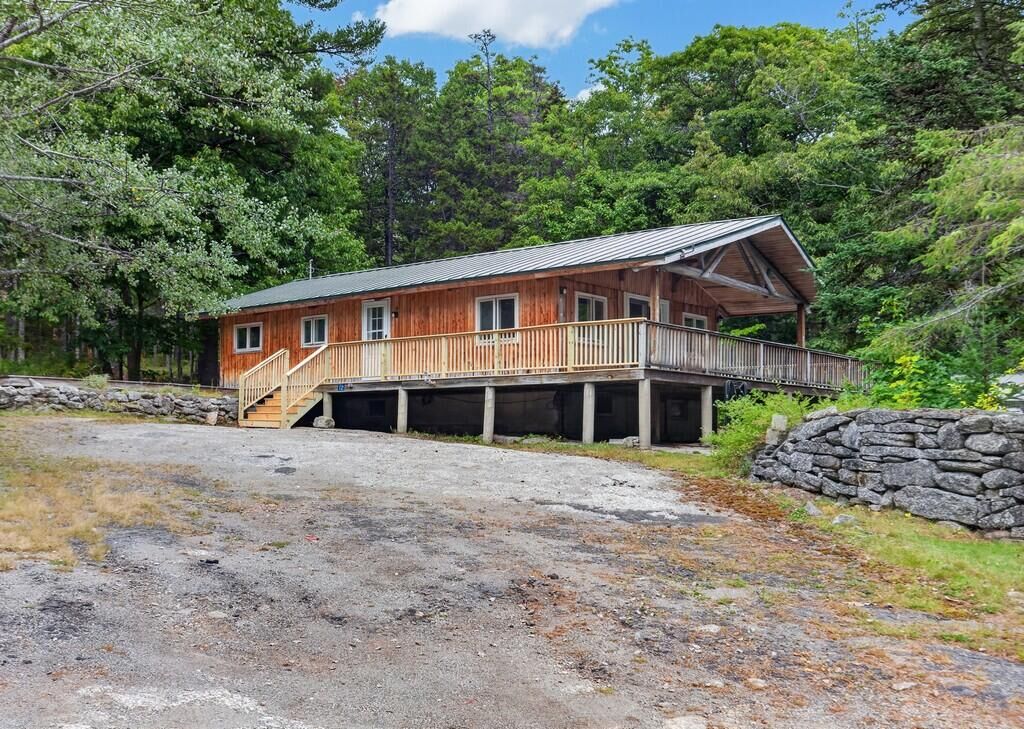 Property Photo:  12 Hemlock Road  ME 04429 