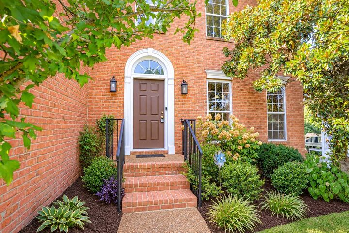 Property Photo: 1216 Brentwood Highlands Dr TN 37211