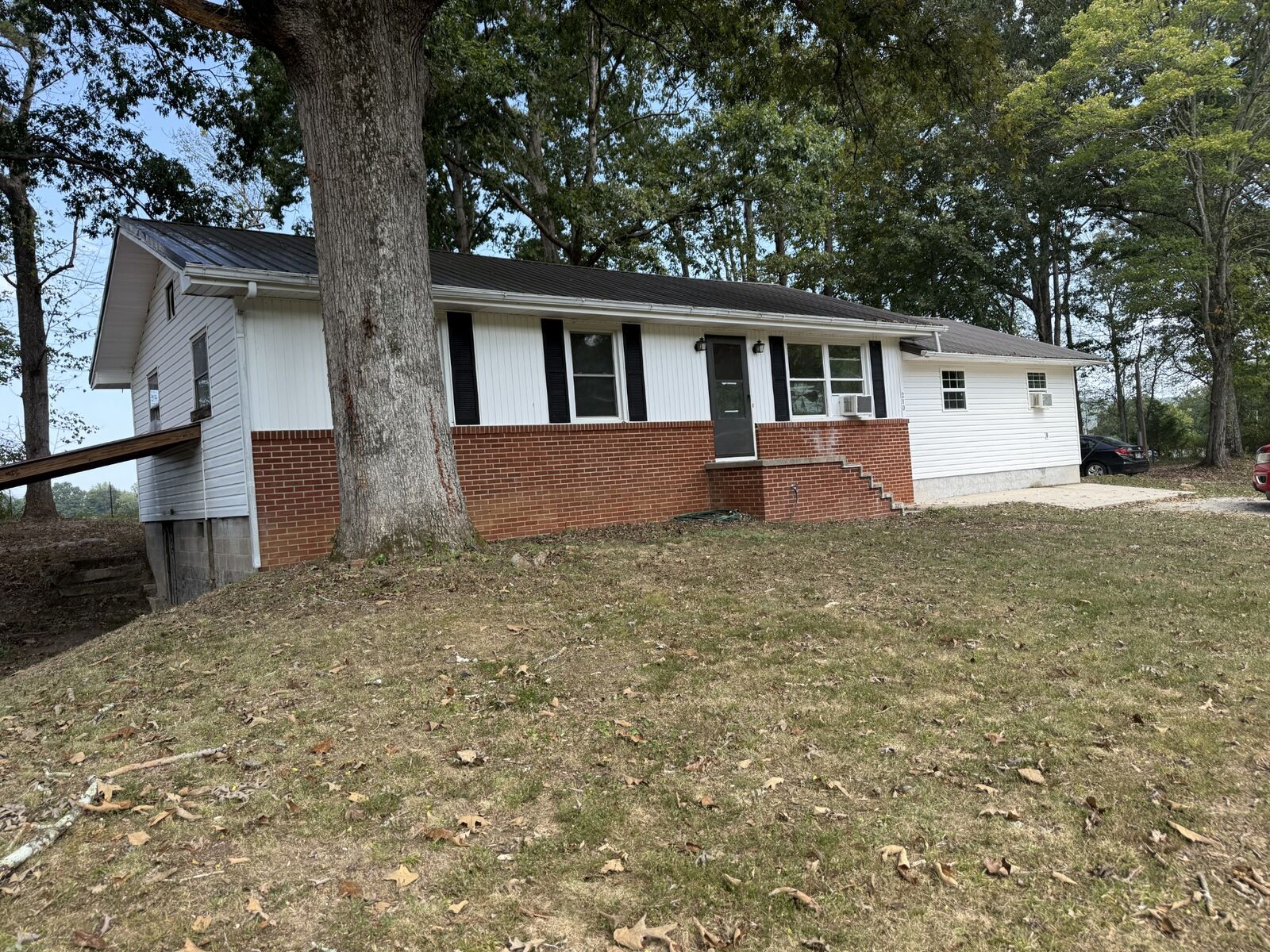 Property Photo: 210 Snow Ln TN 37748