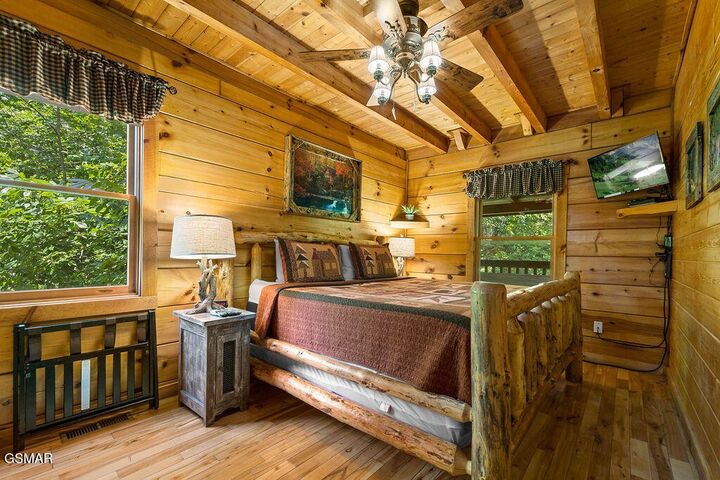 Property Photo: 1728 Scenic Woods Way Bearpawhideaway TN 37876