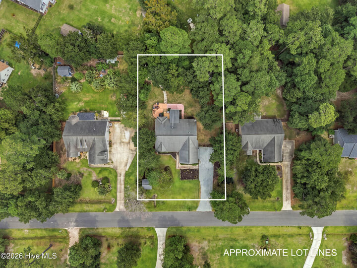 Property Photo:  306 Kemper Road  NC 28443 