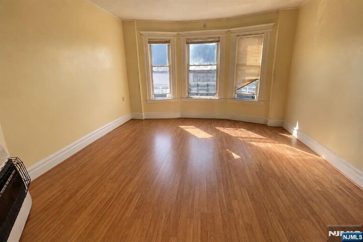 Property Photo: 760 Harrison Avenue 6 NJ 07029