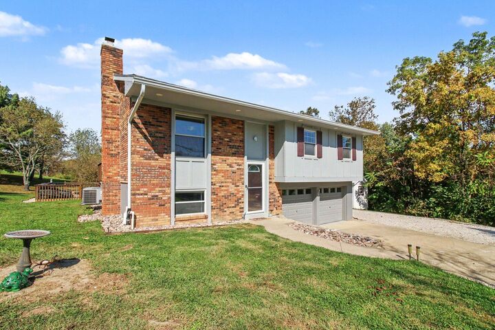 Property Photo: 1721 Graves Road KY 41048