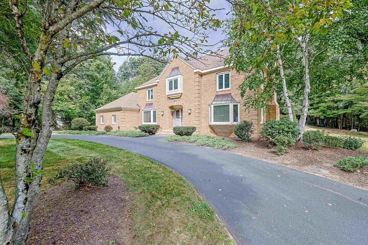 Property Photo: 33 Indian Rock Road NH 03063