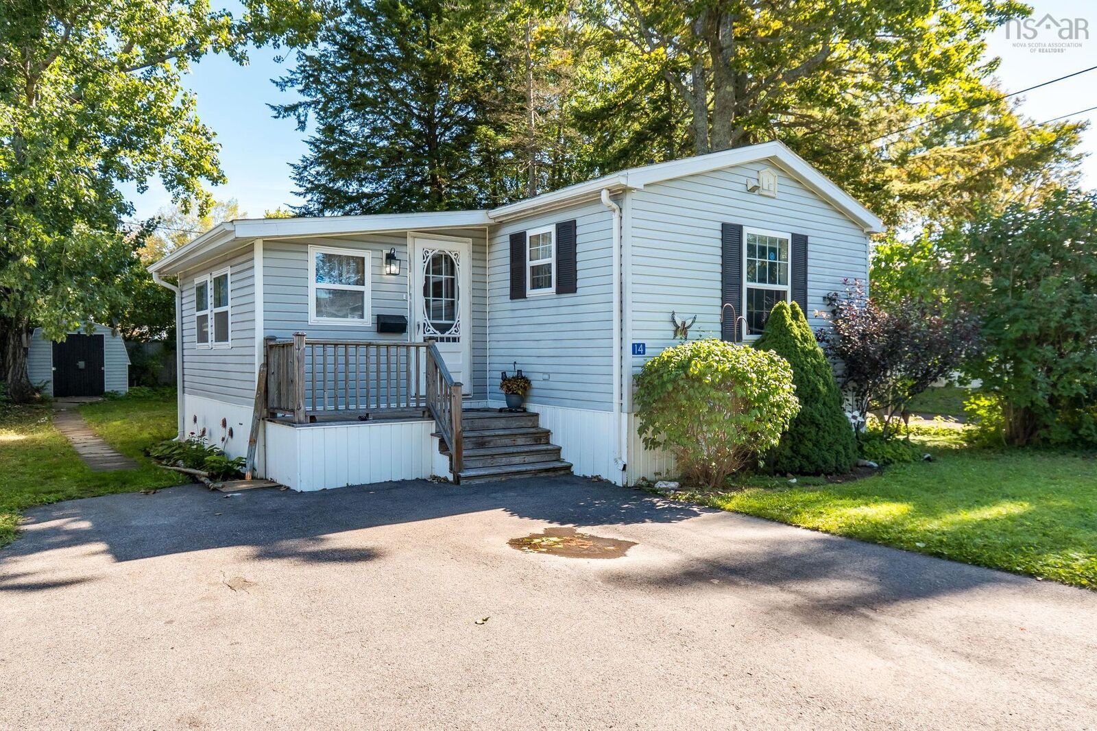 Property Photo:  14 Olympic Avenue Parkwood Court  NS B4N 3T8 