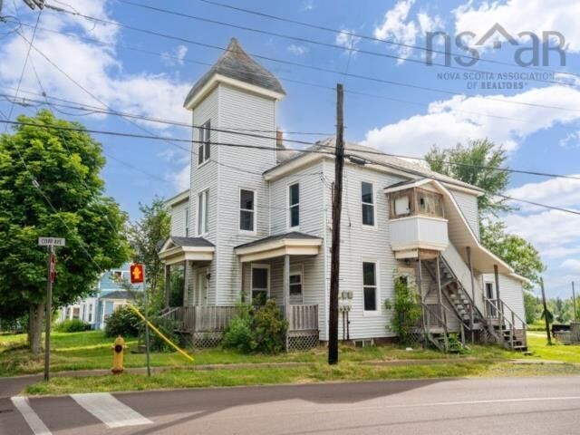 Property Photo:  9 Victoria (W B) Street  NS B4H 1B8 
