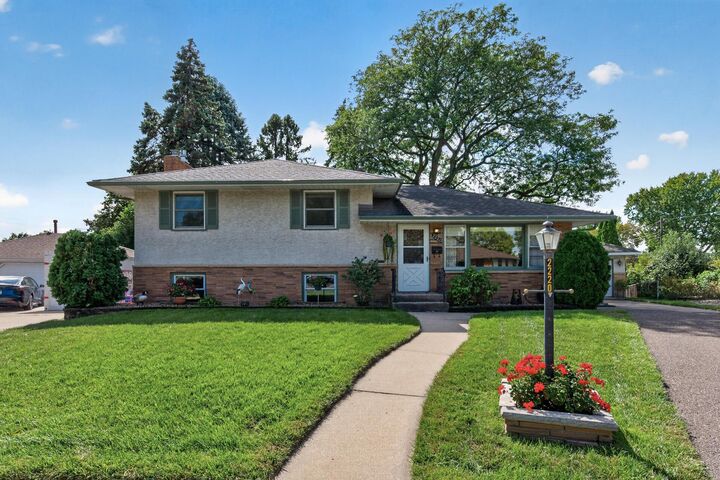 Property Photo:  2220 Cardinal Place  MN 55119 
