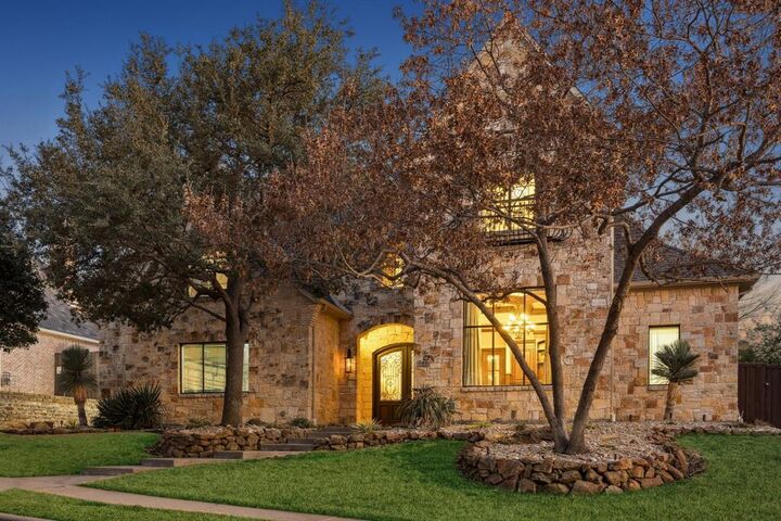 Property Photo: 6640 Briar Ridge Lane TX 75024