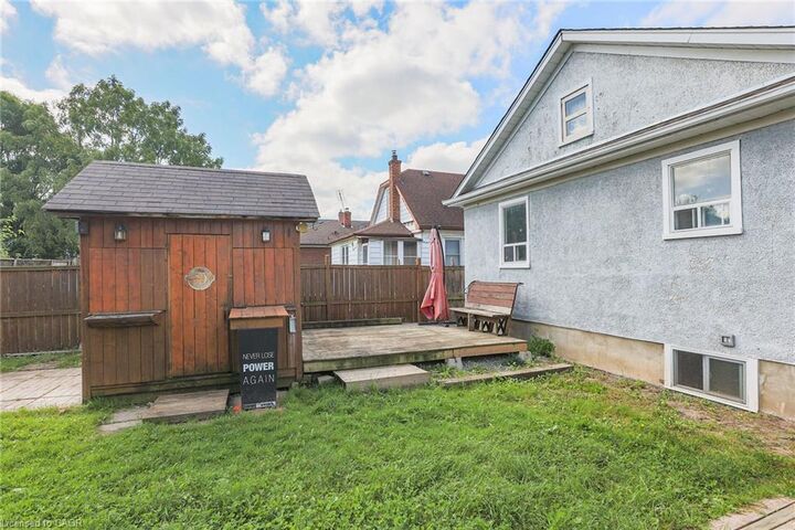 Property Photo:  62 Cosby Avenue  ON L2M 5R5 