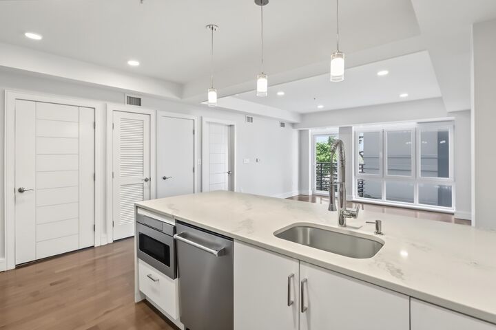 Property Photo:  262 Monsignor Obrien Hwy 303  MA 02141 