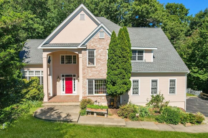 Property Photo:  160 Stearns Rd  MA 01752 