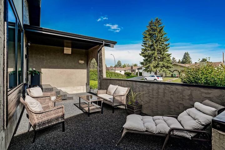 Property Photo: 131 Cedarpark Drive SW AB T2W 2J2
