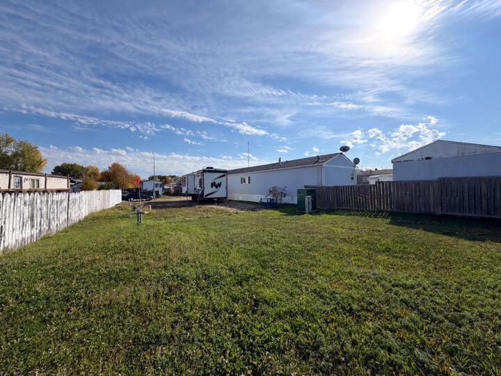 Property Photo:  176 Greenwich Lane  AB T9H 3Z3 