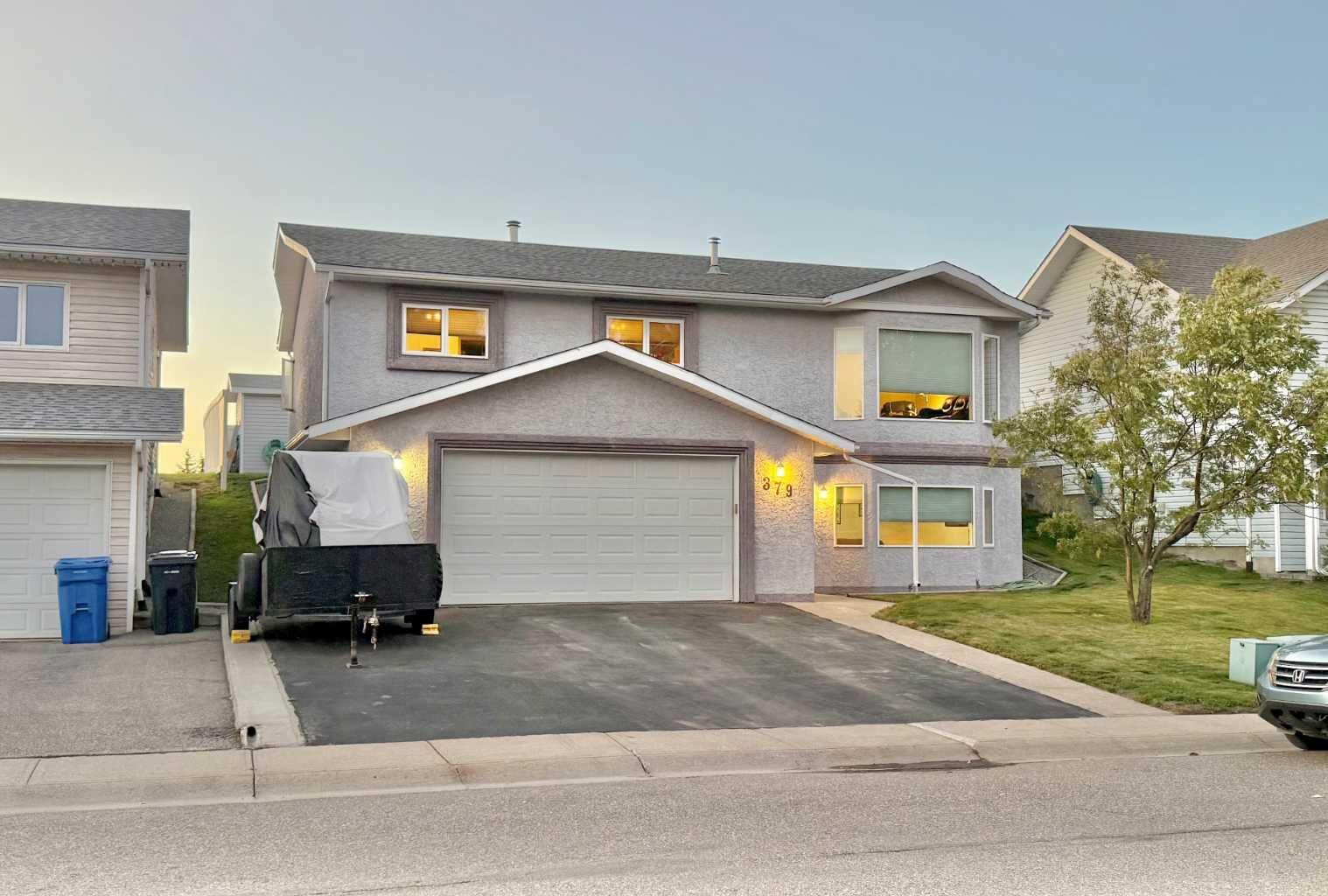 Property Photo: 379 Collinge Road AB T7V 1L2