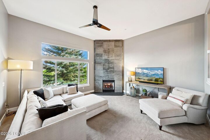Property Photo: 5581 Oslo Lane A UT 84098