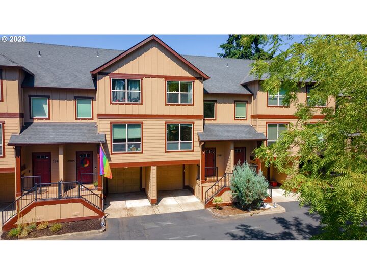 Property Photo:  2981 SW 187th Ave  OR 97003 