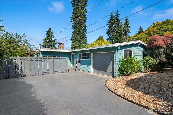 Property Photo: 10737 3rd Avenue NW WA 98177
