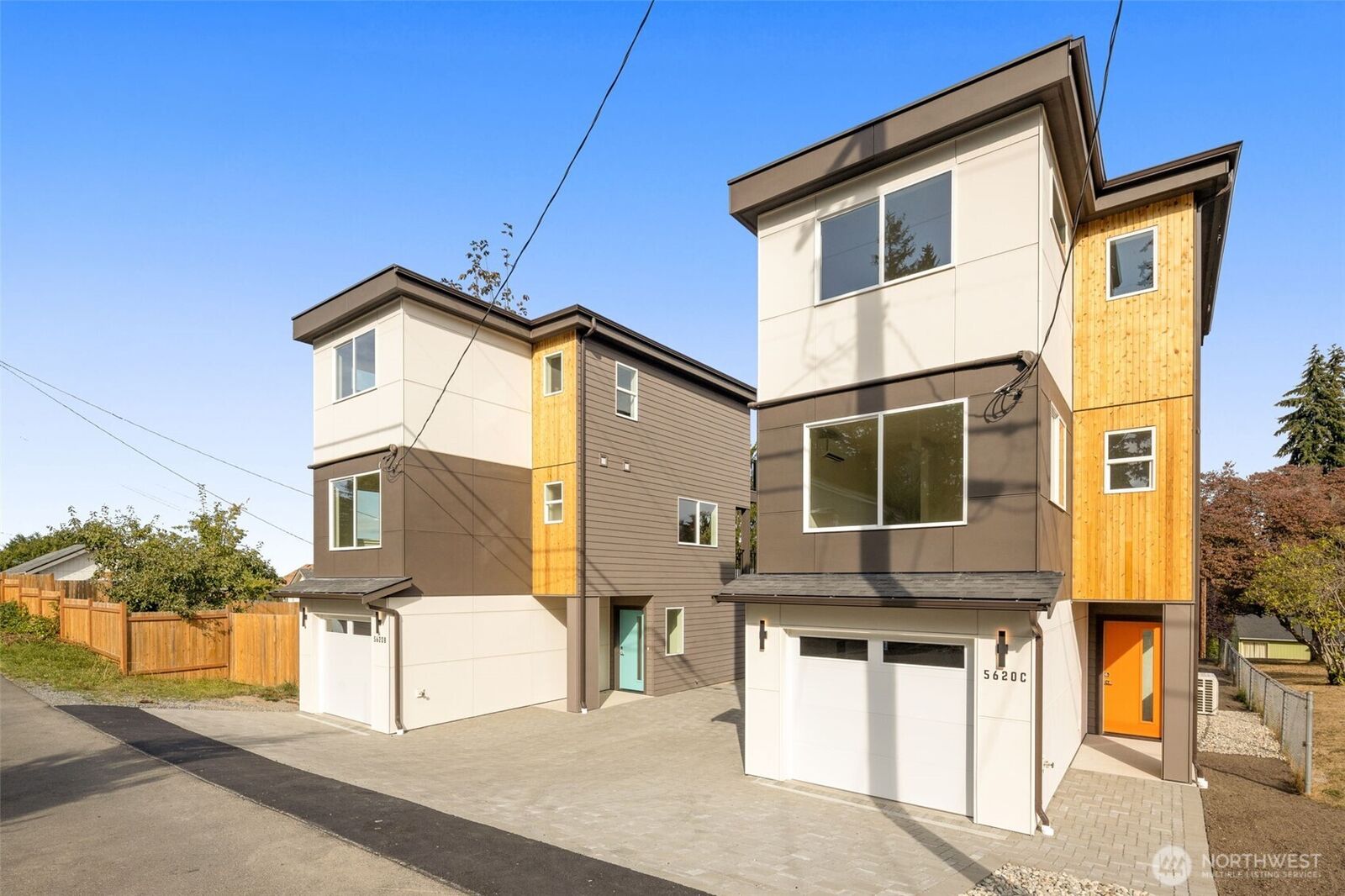 Property Photo: 5620 Wetmore Avenue C WA 98203