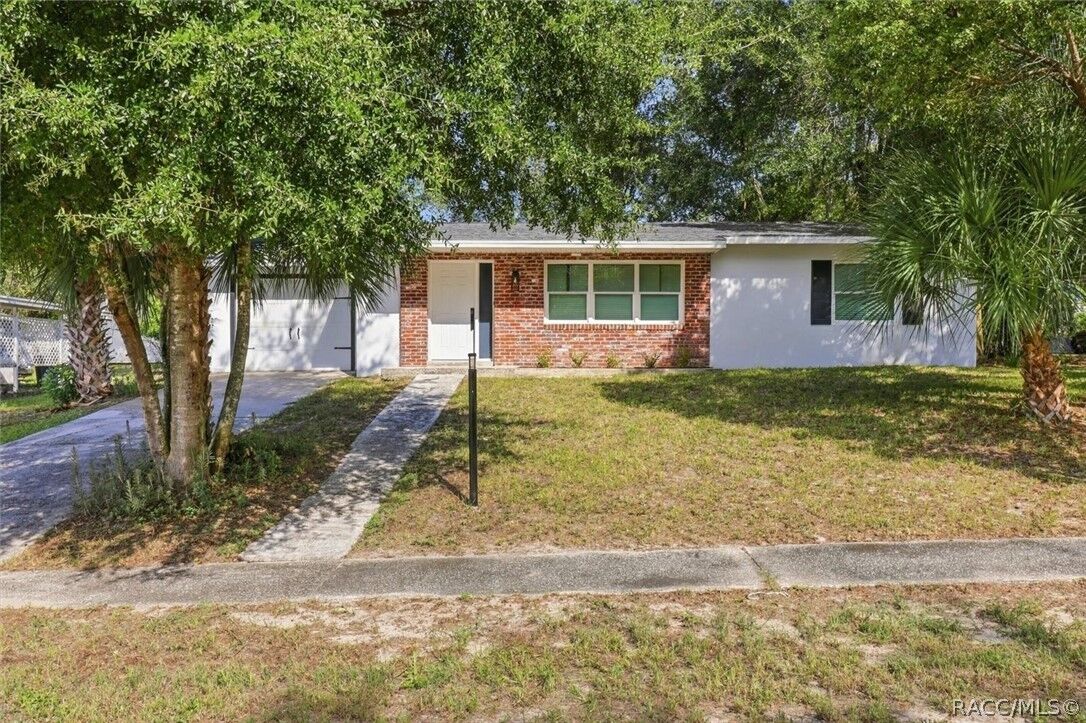 Property Photo:  9490 N Elliot Way  FL 34434 