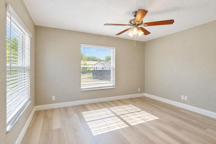 Property Photo:  1043 22nd Street  FL 33407 