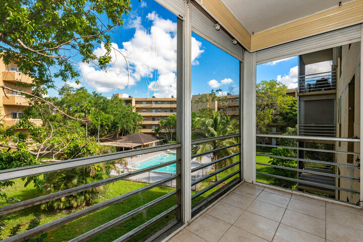 Property Photo: 5790 Stirling Road 308 FL 33021