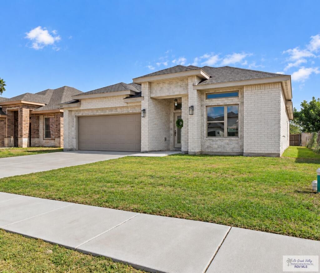 Property Photo: 1212 Bridle Way TX 78586