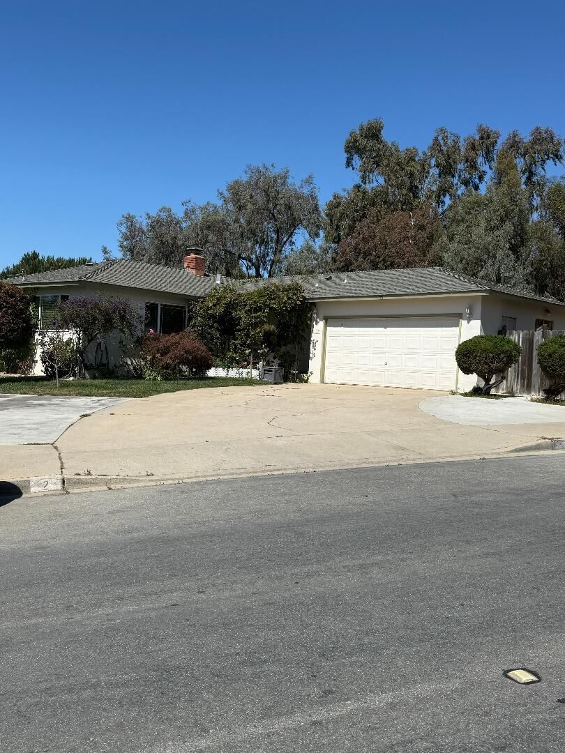 Property Photo:  2 Perez Circle  CA 93906 